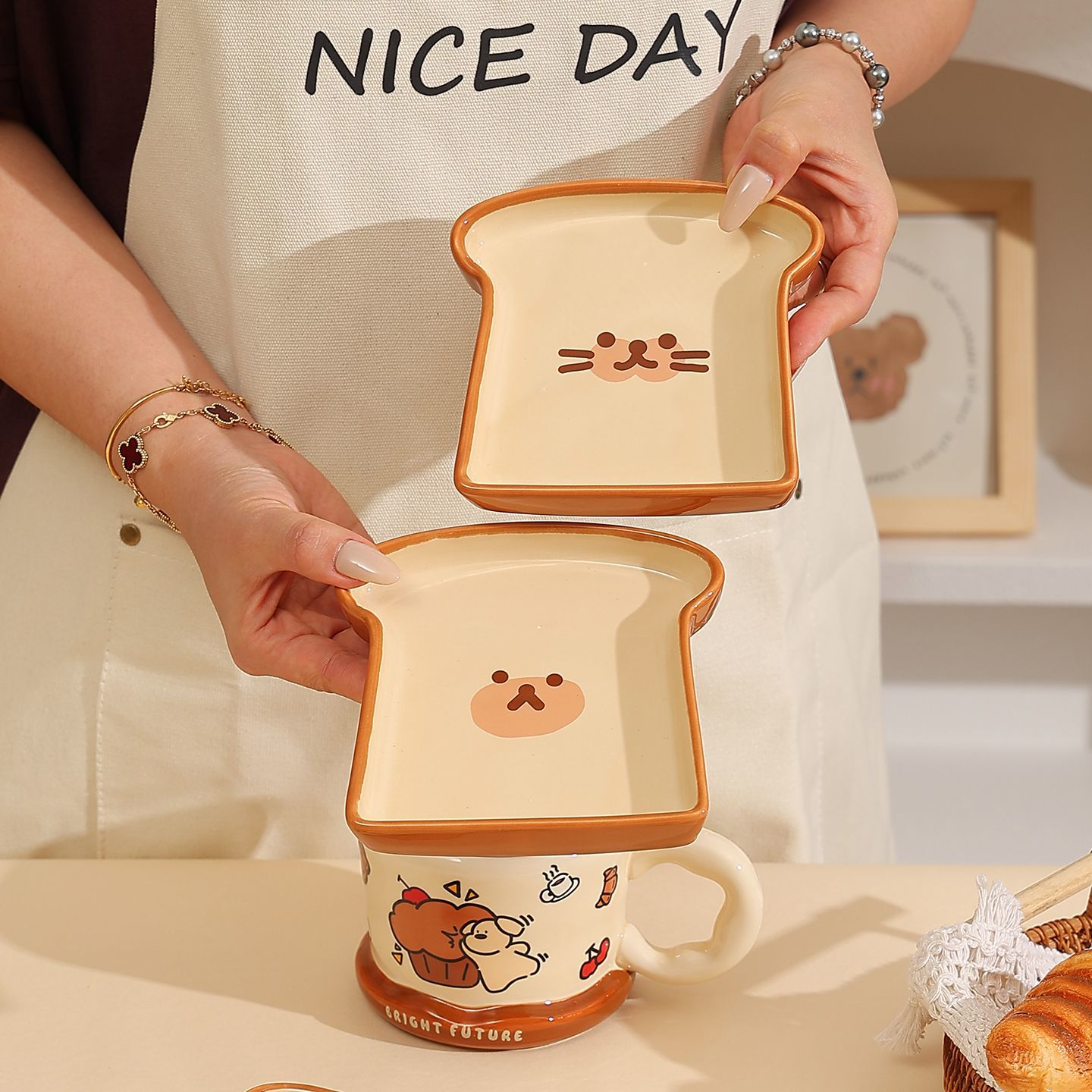 Cute Toast Bread Shaped Cerami - Kitchen Baking Dishes 评论和价格