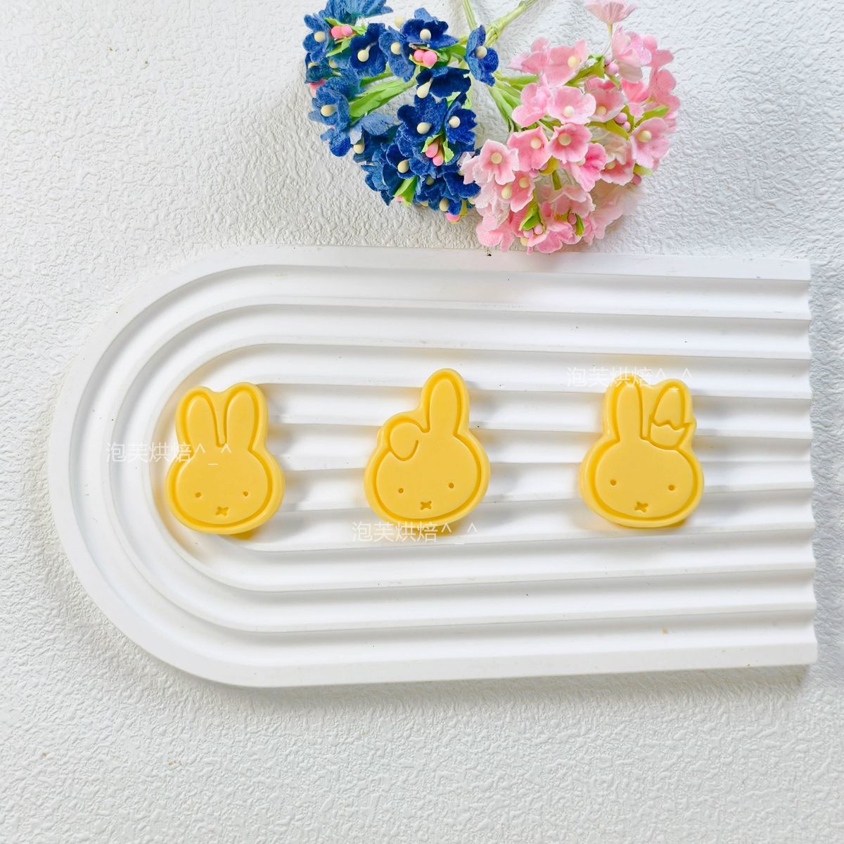 Cute 3D Press Cookie Mold with - Kitchen Baking Supplies 评论和价格