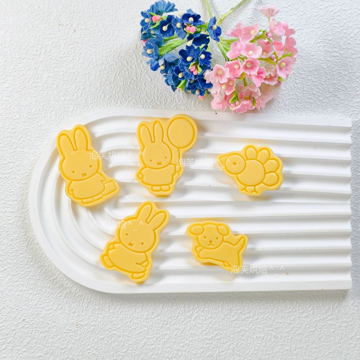 Cute 3D Press Cookie Mold with - Kitchen Baking Supplies 评论和价格